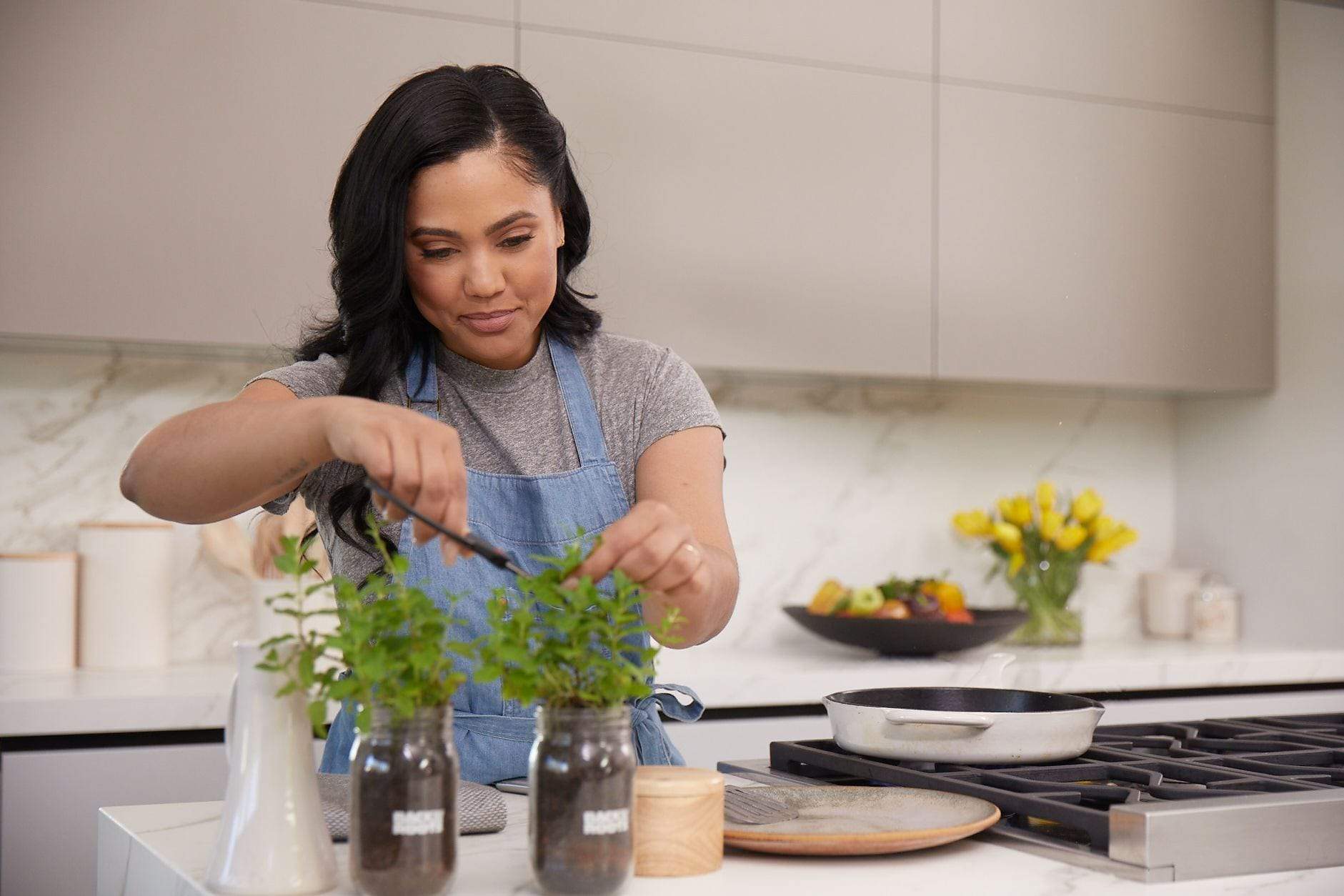 Kitchen Mason Jar Herb Garden by Ayesha Curry - Organic Basil & Mint 🌿 - Image 4